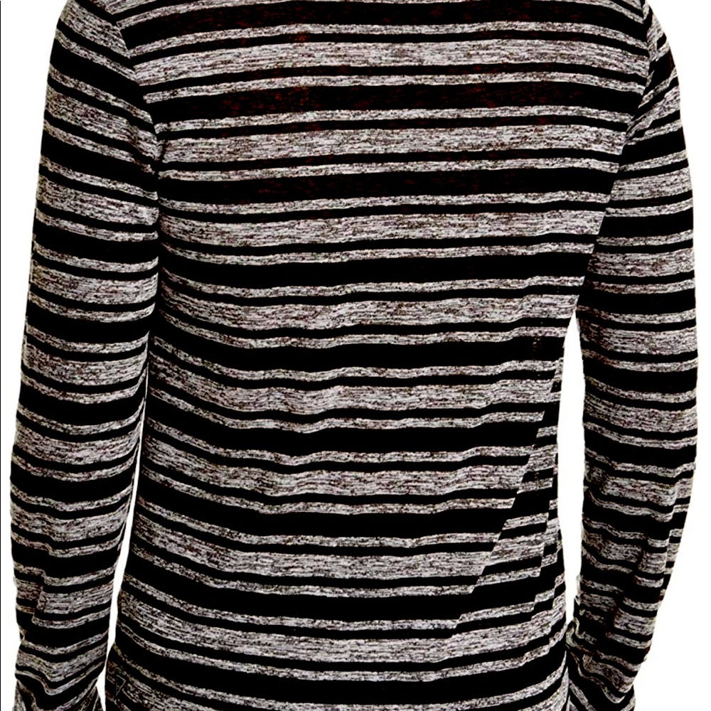 Guess tshirt with tags